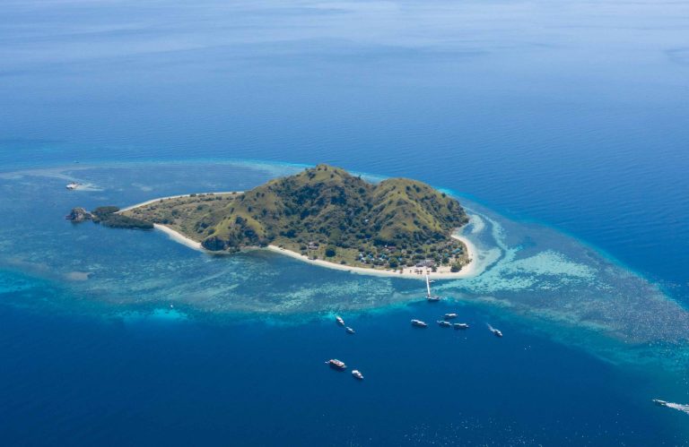Your 2027 Guide to Booking the Best Komodo Liveaboard Deals