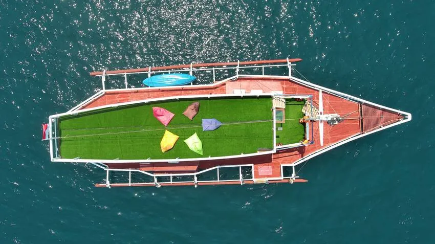 Sundeck 3 Island Liveaboard