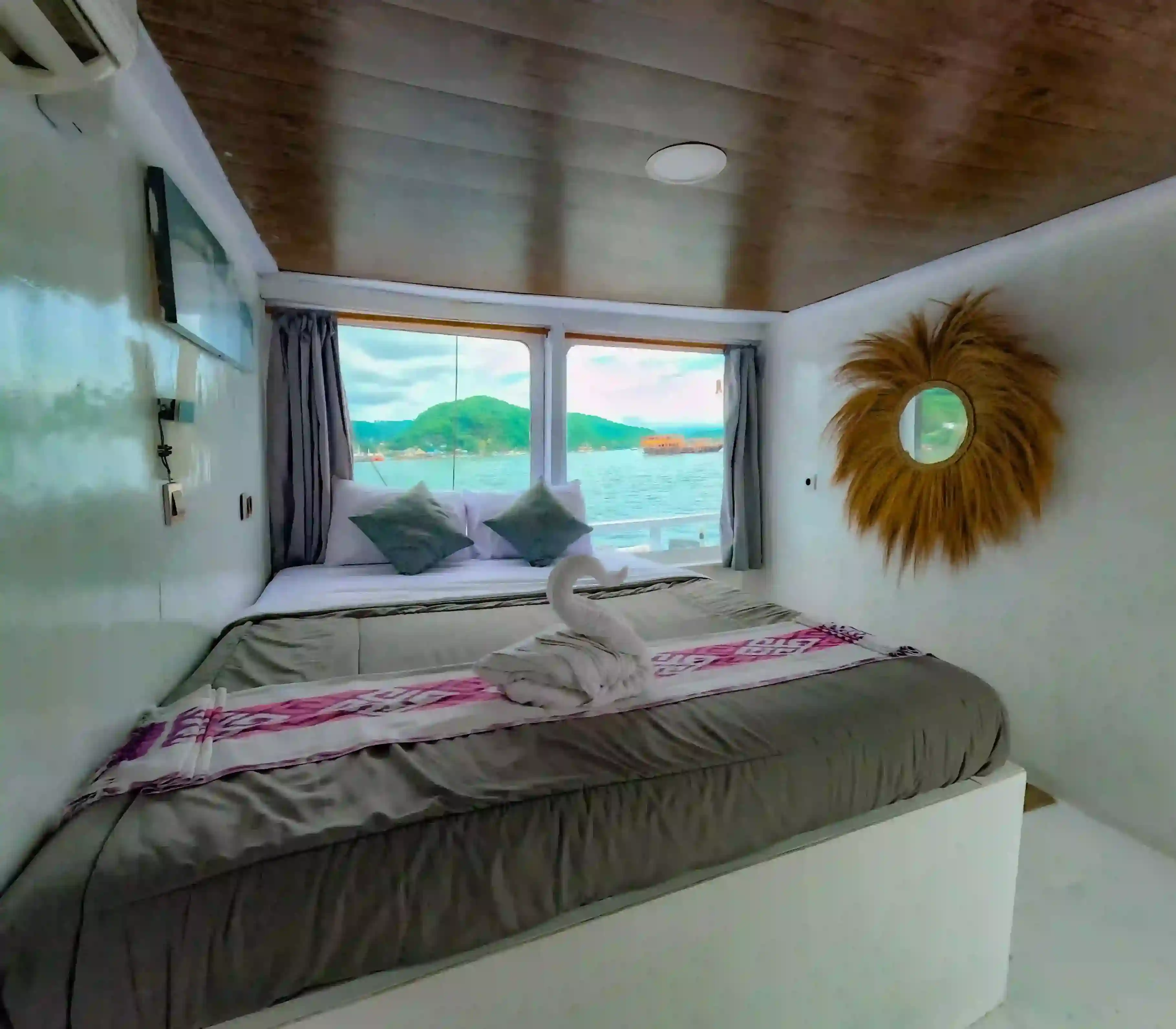 Private Cabin 1 & 2