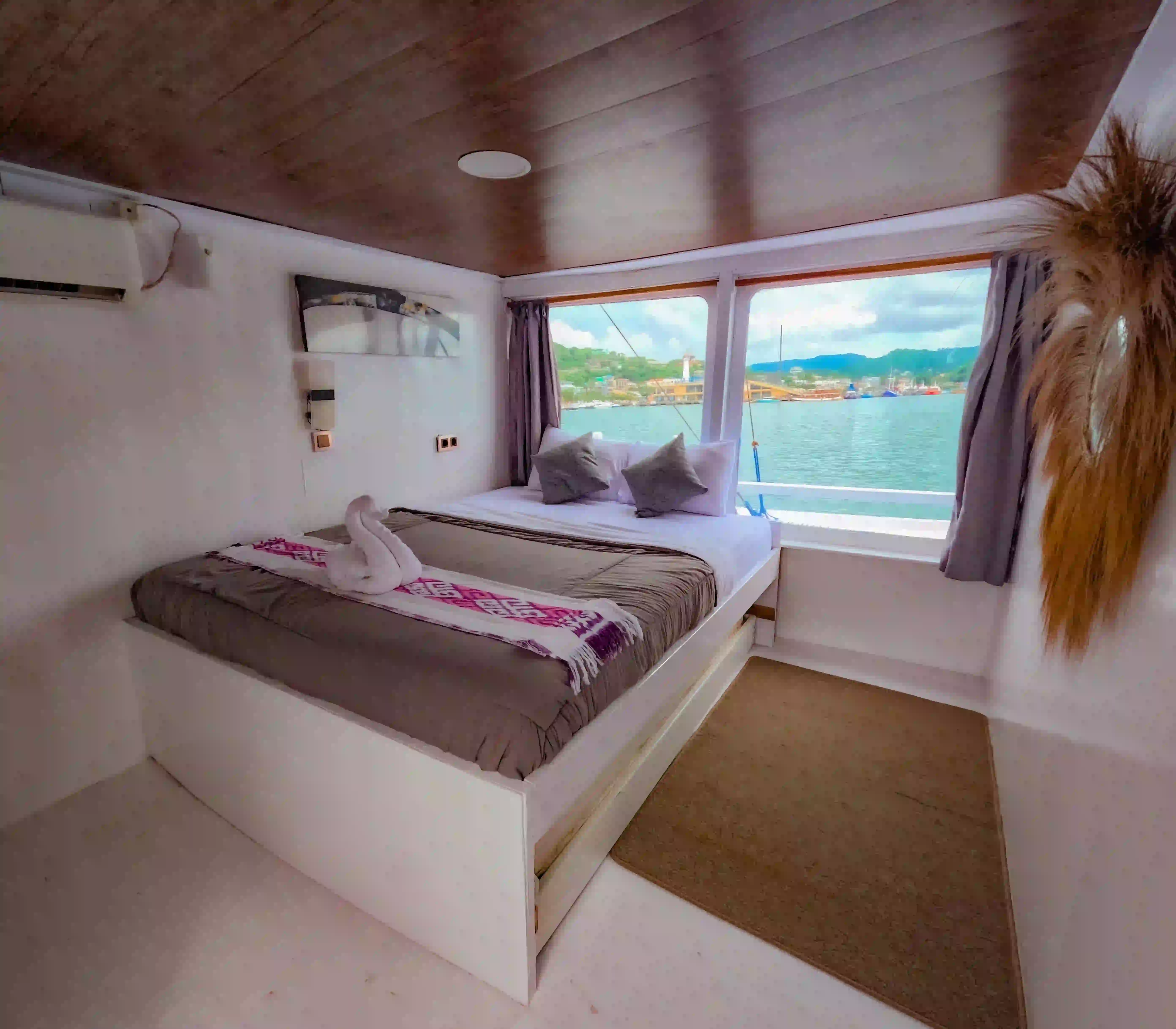 Private Cabin 1 & 2