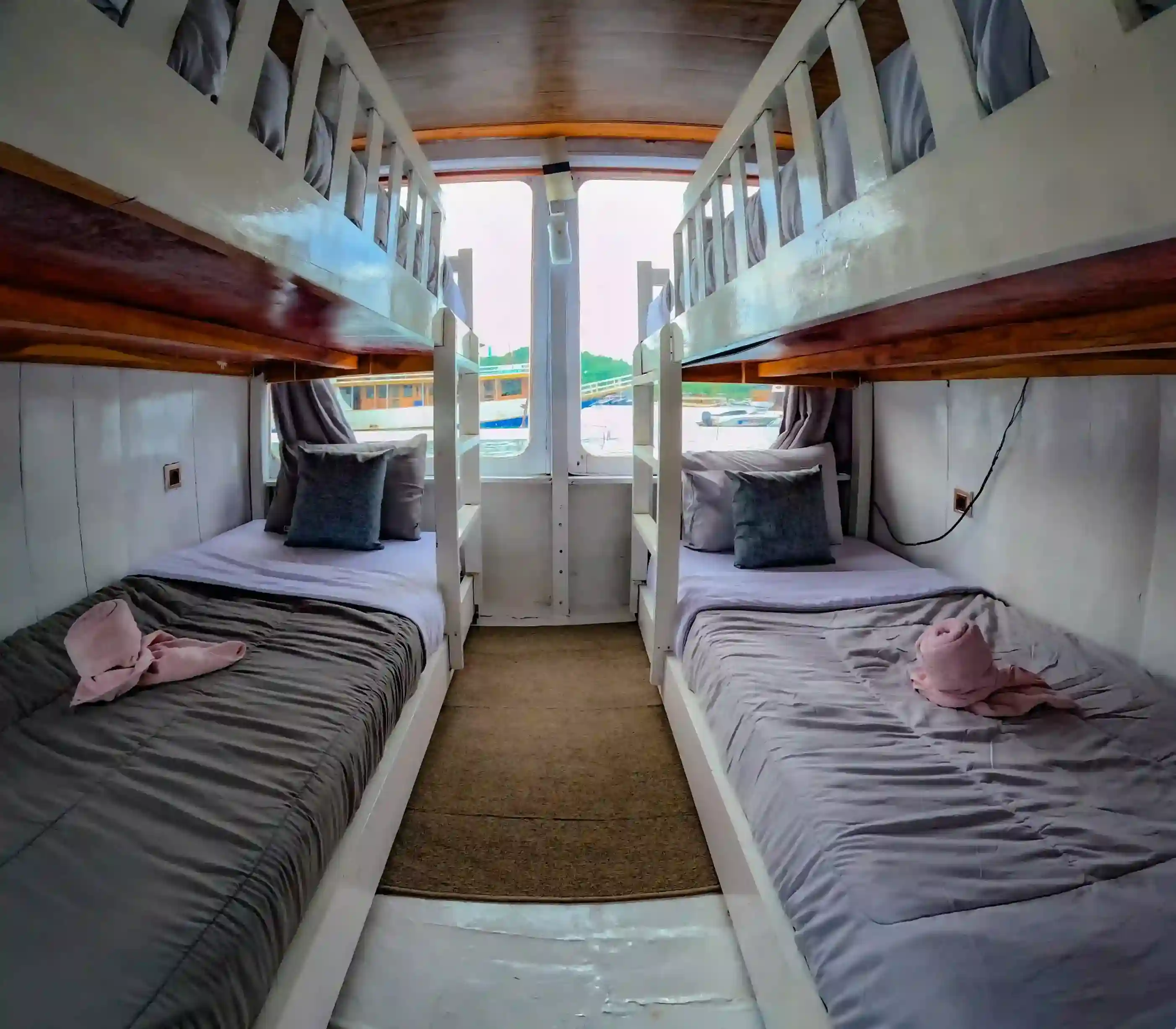Sharing Cabin